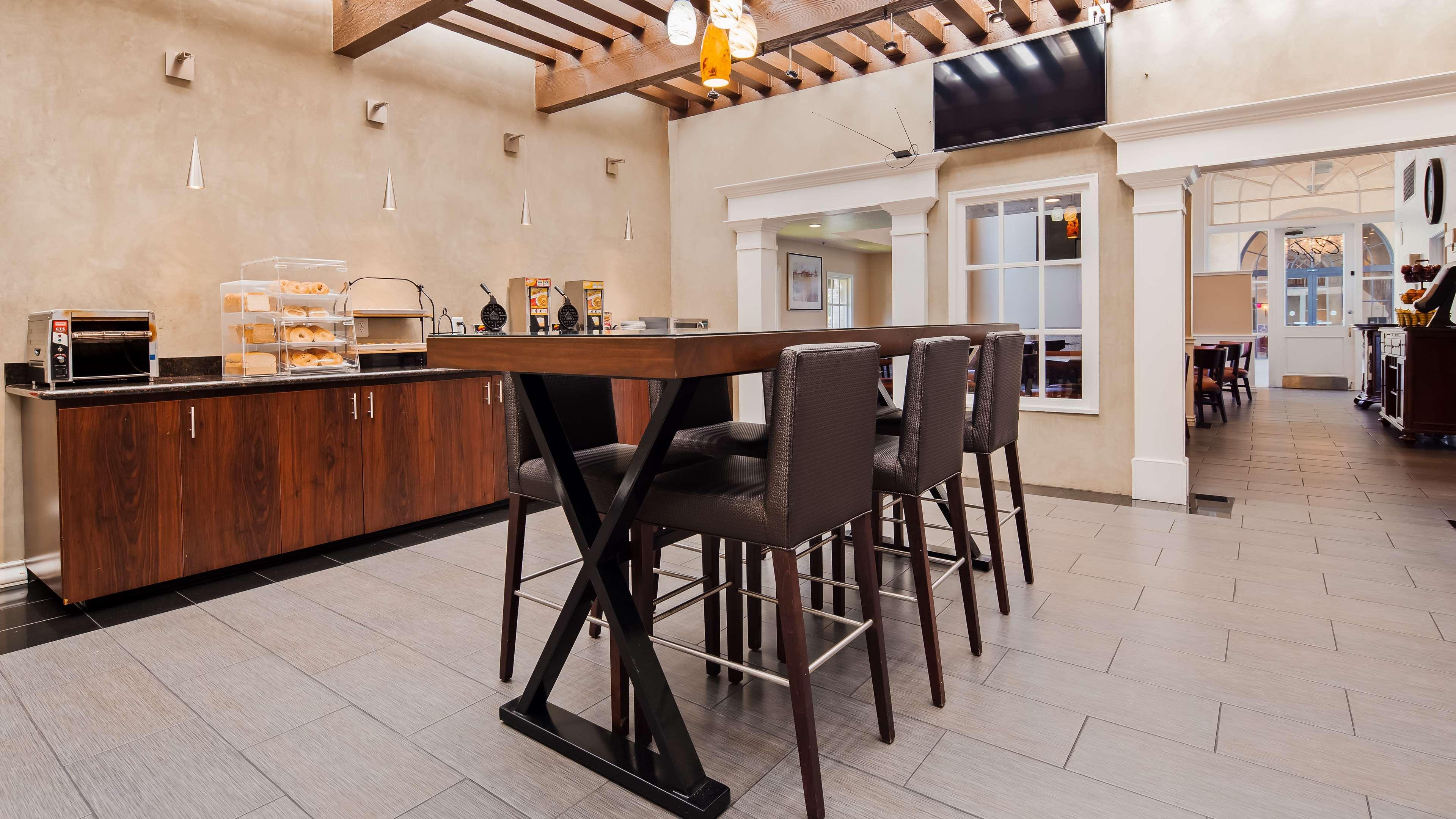 Best Western Plus Newport Mesa Inn Costa Mesa Bagian luar foto