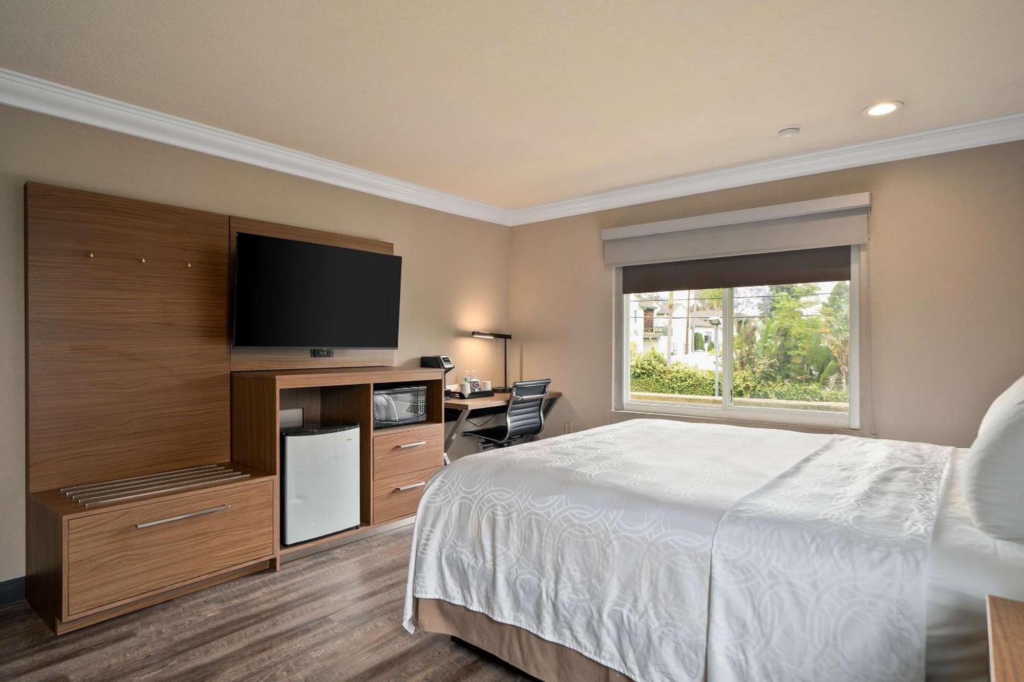 Best Western Plus Newport Mesa Inn Costa Mesa Bagian luar foto