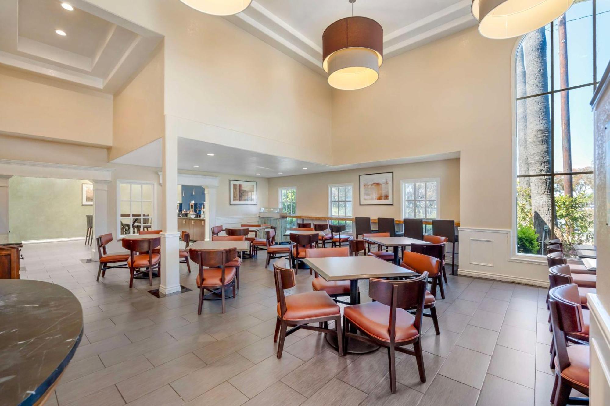 Best Western Plus Newport Mesa Inn Costa Mesa Bagian luar foto