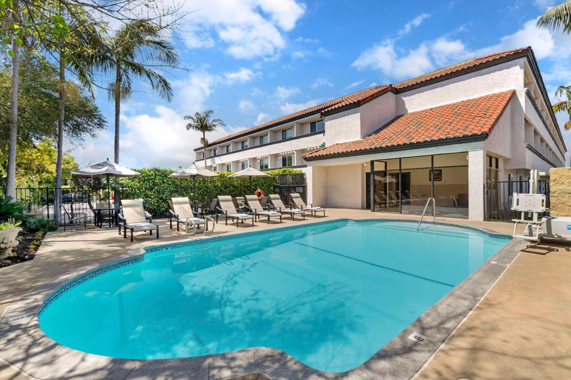 Best Western Plus Newport Mesa Inn Costa Mesa Bagian luar foto